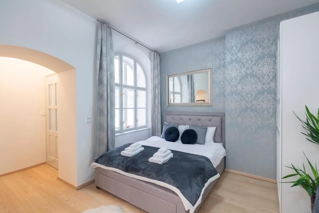 Quiet Apartment In The Heart Of Old Town Centre Prague