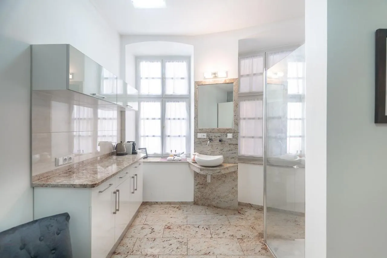 Quiet Apartment In The Heart Of Old Town Centre Prague